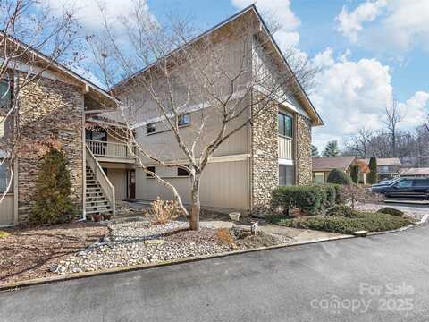 516 Davis Mountain Road, Hendersonville, NC 28739