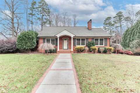 432 N Oakwood Drive, Statesville, NC 28677