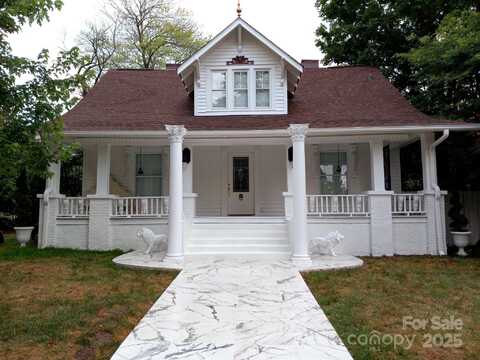 501 W 2nd Avenue, Lexington, NC 27292