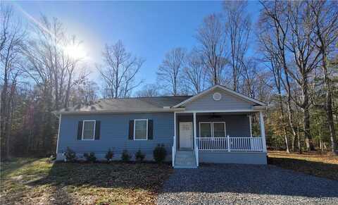 957 Albrough Boulevard, Colonial Beach, VA 22443