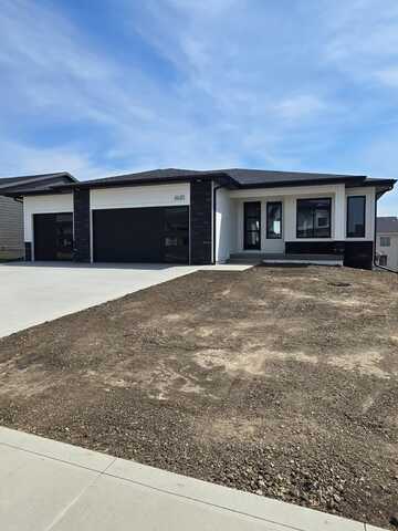4649 179th Street, Urbandale, IA 50323