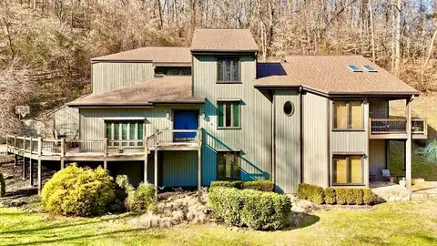 112 Fox Furrow, Pikeville, KY 41501