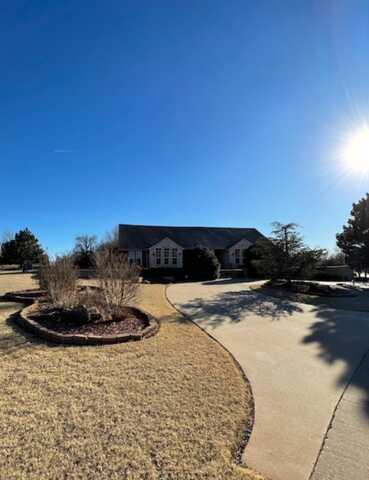 505 Lake Trail Dr, Enid, OK 73703