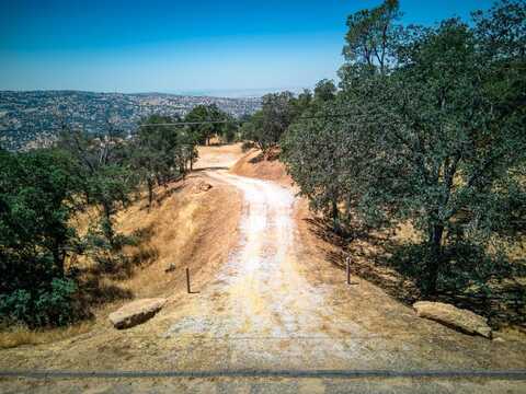 29626 Meadow Lane, Coarsegold, CA 93614