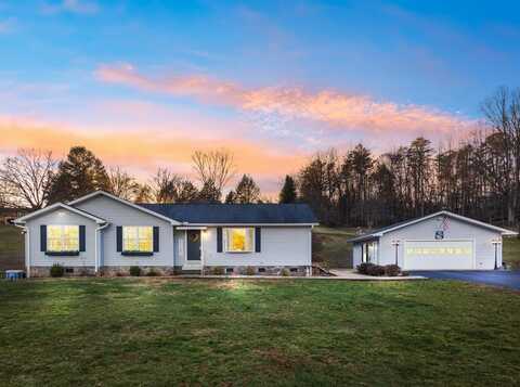 94 Quail Hollow Lane, Franklin, NC 28734