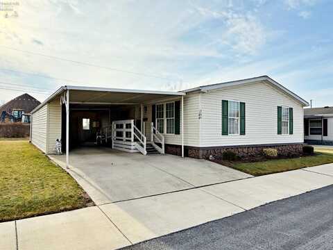 60 N State Route 101, Tiffin, OH 44883