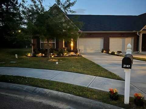 2147 Red Oak Circle, Union City, GA 30291