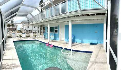 57 Flamingo Street, Fort Myers Beach, FL 33931