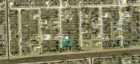 6002 Elaine Avenue N, Lehigh Acres, FL 33971
