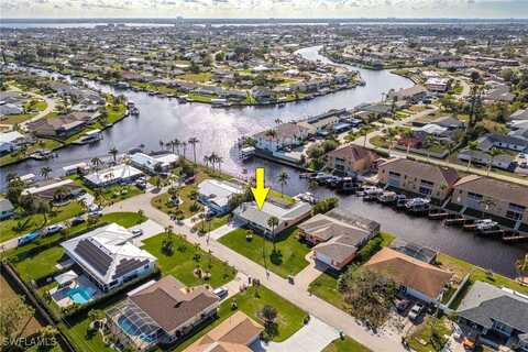924 SE 35th Terrace, Cape Coral, FL 33904
