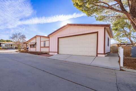 1030 E Avenue S, Palmdale, CA 93550