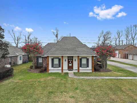 8778 Wyeth Dr, Denham Springs, LA 70706