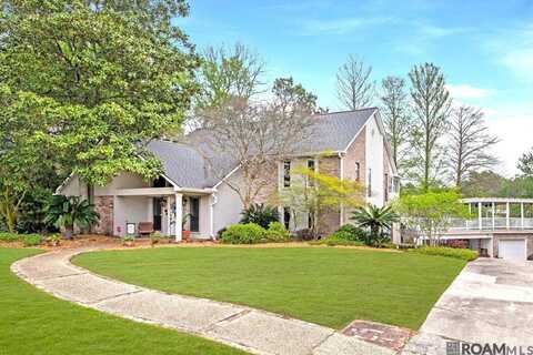 366 Shady Lake Pkwy, Baton Rouge, LA 70810