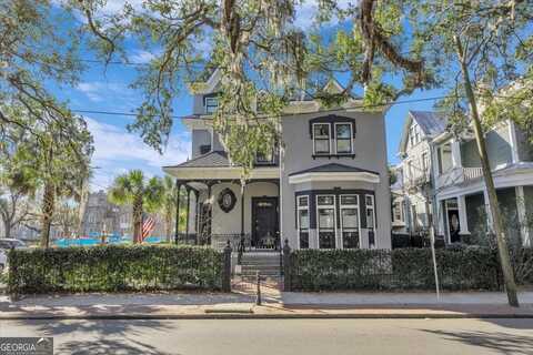 15 W 37th, Savannah, GA 31401