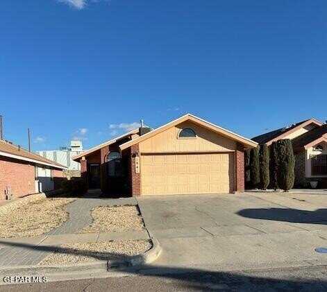 1941 Lyman Dutton Circle, El Paso, TX 79936