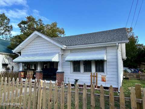 503 S Haughton Street, Williamston, NC 27892