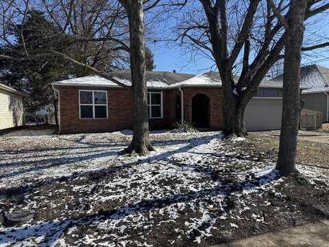 2564 S Regina Avenue, Springfield, MO 65807