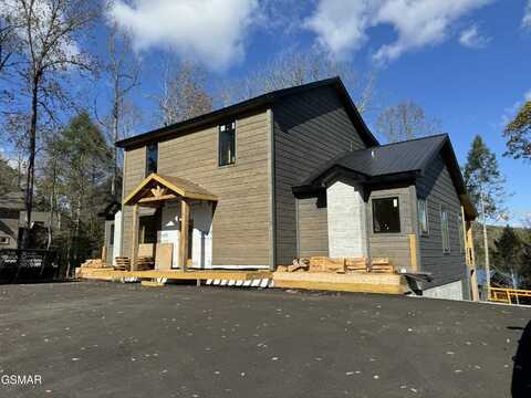 2749 Owls Cove Way, Sevierville, TN 37862