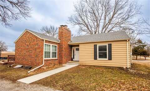 804 Locust Street, Mound City, KS 66056