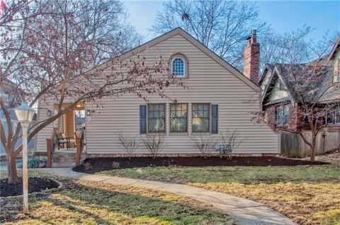 9 E Dartmouth Road, Kansas City, MO 64113