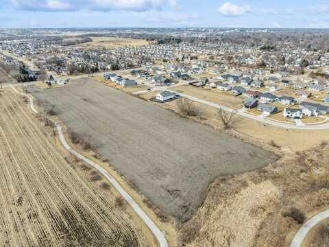 3010 Sycamore St, IowaCity, IA 52240