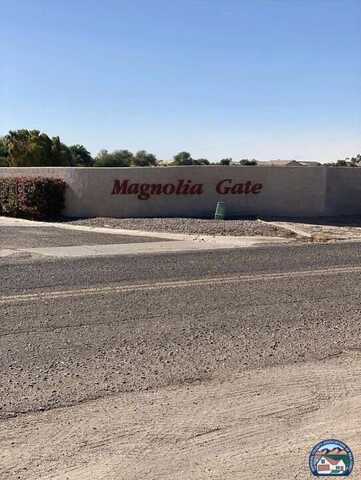 1452 Magnolia Cir, El Centro, CA 92243