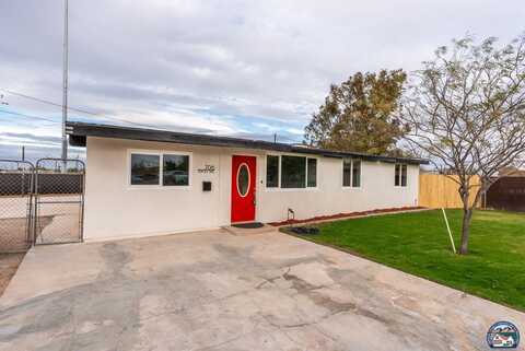 706 Stacey Ave, El Centro, CA 92243