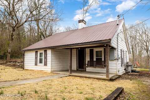 305 N Young St, Friendsville, TN 37737