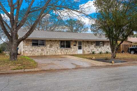 510 Lake Dr, Kerrville, TX 78028