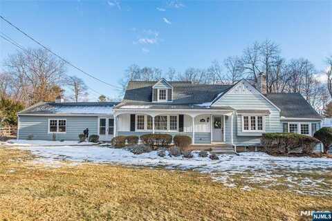 382 Sunset Boulevard, Wyckoff, NJ 07481