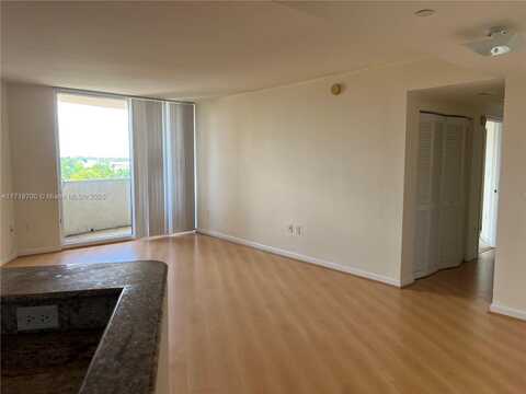 19501 W Country Club Dr, Aventura, FL 33180