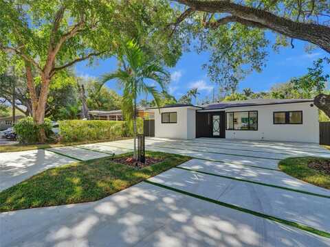 2380 NE 184th Ter, North Miami Beach, FL 33160