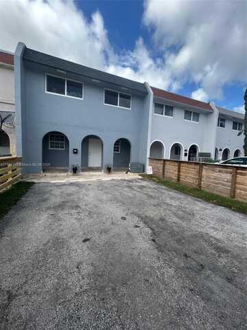 7100 W 2nd Ln, Hialeah, FL 33014