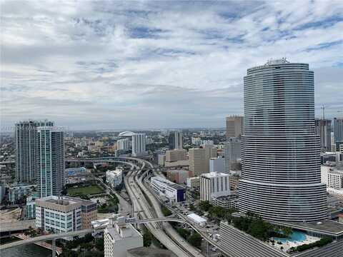 200 Biscayne Boulevard Way, Miami, FL 33131