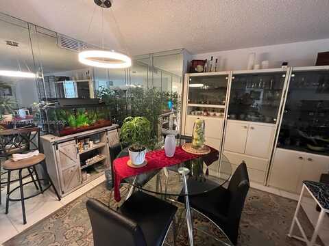 2500 Parkview Dr, Hallandale Beach, FL 33009