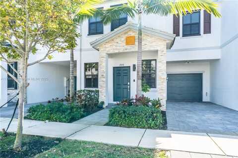 1926 SW 5th Rd, Fort Lauderdale, FL 33312