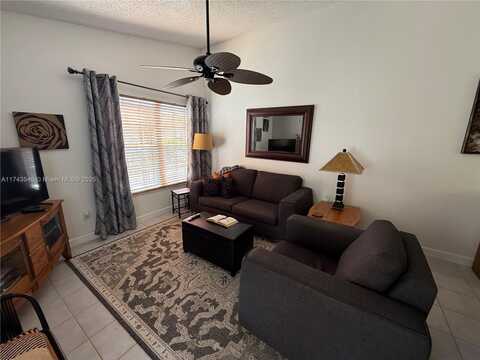 609 Waterside Dr, Hypoluxo, FL 33462