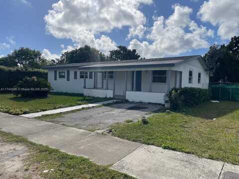 15602 SW 297th St, Homestead, FL 33033