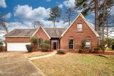 400 Autumn Creek Drive, Ridgeland, MS 39157