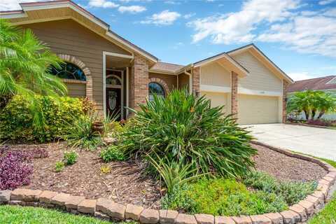 11209 BLOOMINGTON DRIVE, TAMPA, FL 33635