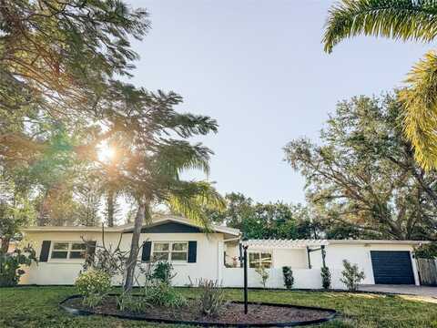 214 GAINES AVENUE, SARASOTA, FL 34243