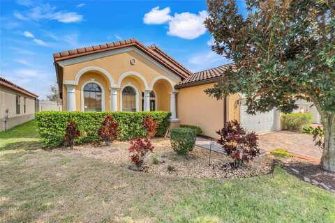323 VILLA SORRENTO CIRCLE, HAINES CITY, FL 33844