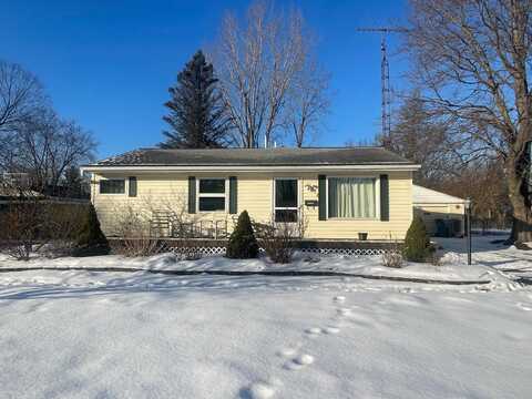 722 Richard, Holly, MI 48442