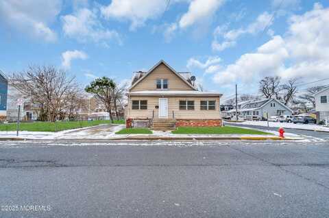 45 Center Avenue, Keansburg, NJ 07734