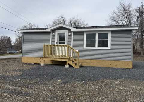 30 North Street, Caribou, ME 04736
