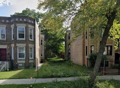 7349 S Dorchester Avenue, Chicago, IL 60619