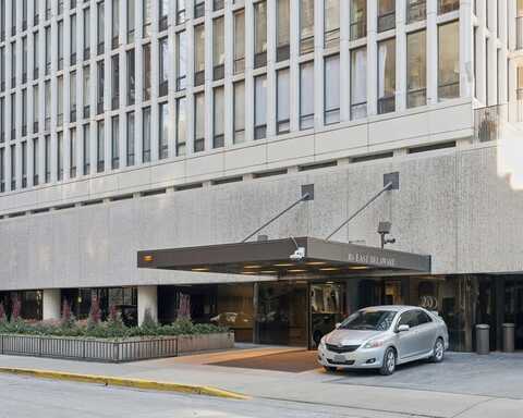 200 E DELAWARE Place, Chicago, IL 60611
