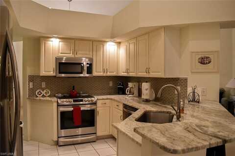 15218 Storrington, NAPLES, FL 34110