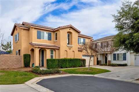 7024 Moonray Ct, Eastvale, CA 92880