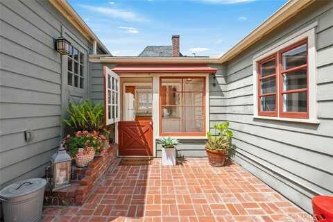 551 Anita Street, Laguna Beach, CA 92651